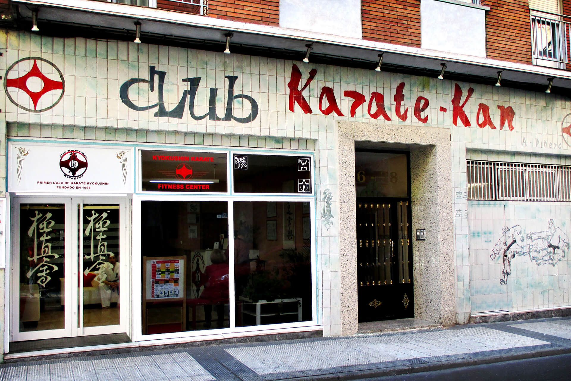 Gimnasio Karate Kan Artes Marciales en Zaragoza
